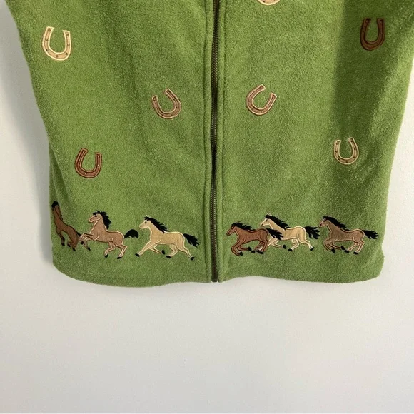 Vintage Fleece Vest with Horses - Picture 3 of 9